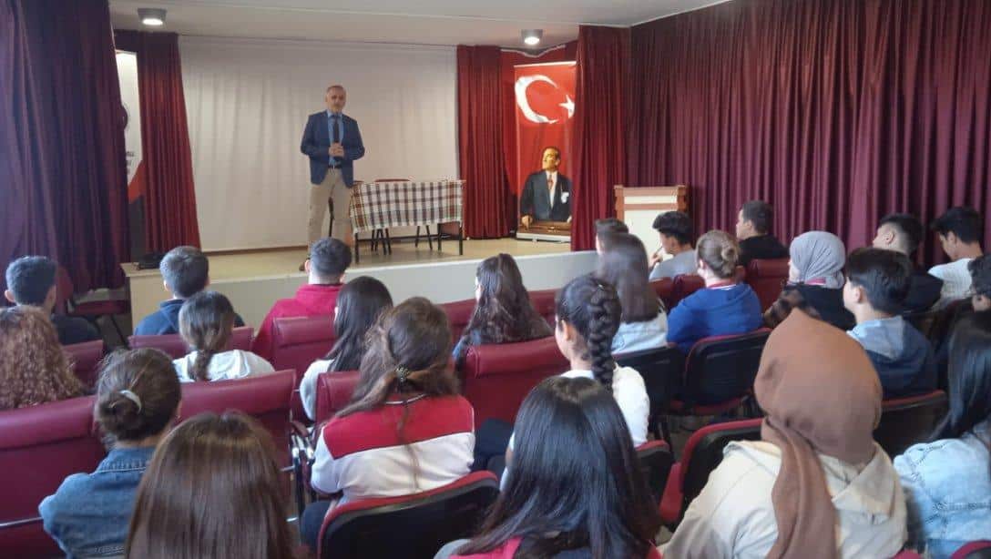 İlçe Milli Eğitim Müdürü Sayın Nedim SOLAK'ın Hacı Mehmet Zorlu Çok Programlı Anadolu Lisesi Ziyareti